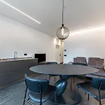 App 205 Palazzo Cavour Apartment